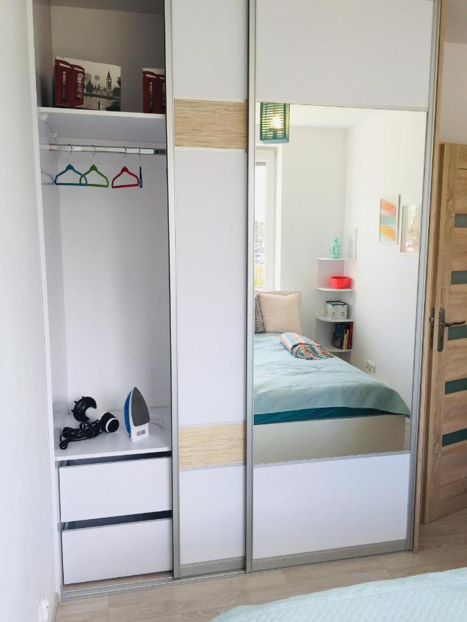 Sunny Sleeps 4 By The Beach With Garden Patio - Gdansk Przymorze Apartment Екстериор снимка